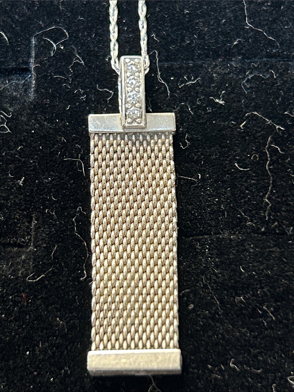 443883 Silver Tiffany & Co Somerset mesh diamond Pendant with 19” necklace